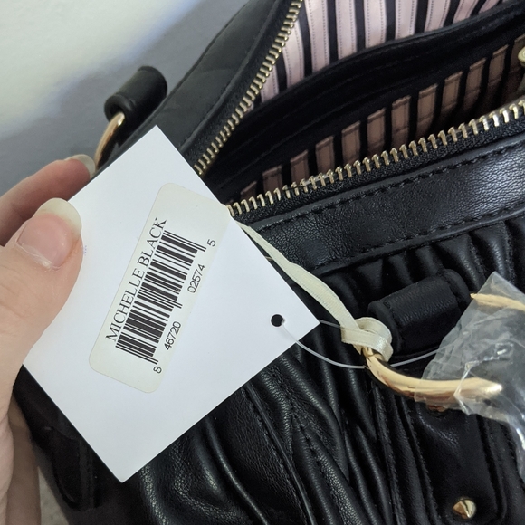 Ruby Blue Couture Michelle Black Purse - Picture 2 of 5